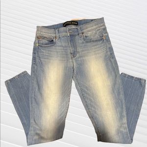 Trendy Express Label Legging Mid-Rise Jean